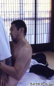 君島真琴,河村栞,佐倉萌SNE-098ed2k磁力链接迅雷下载地址在线观看